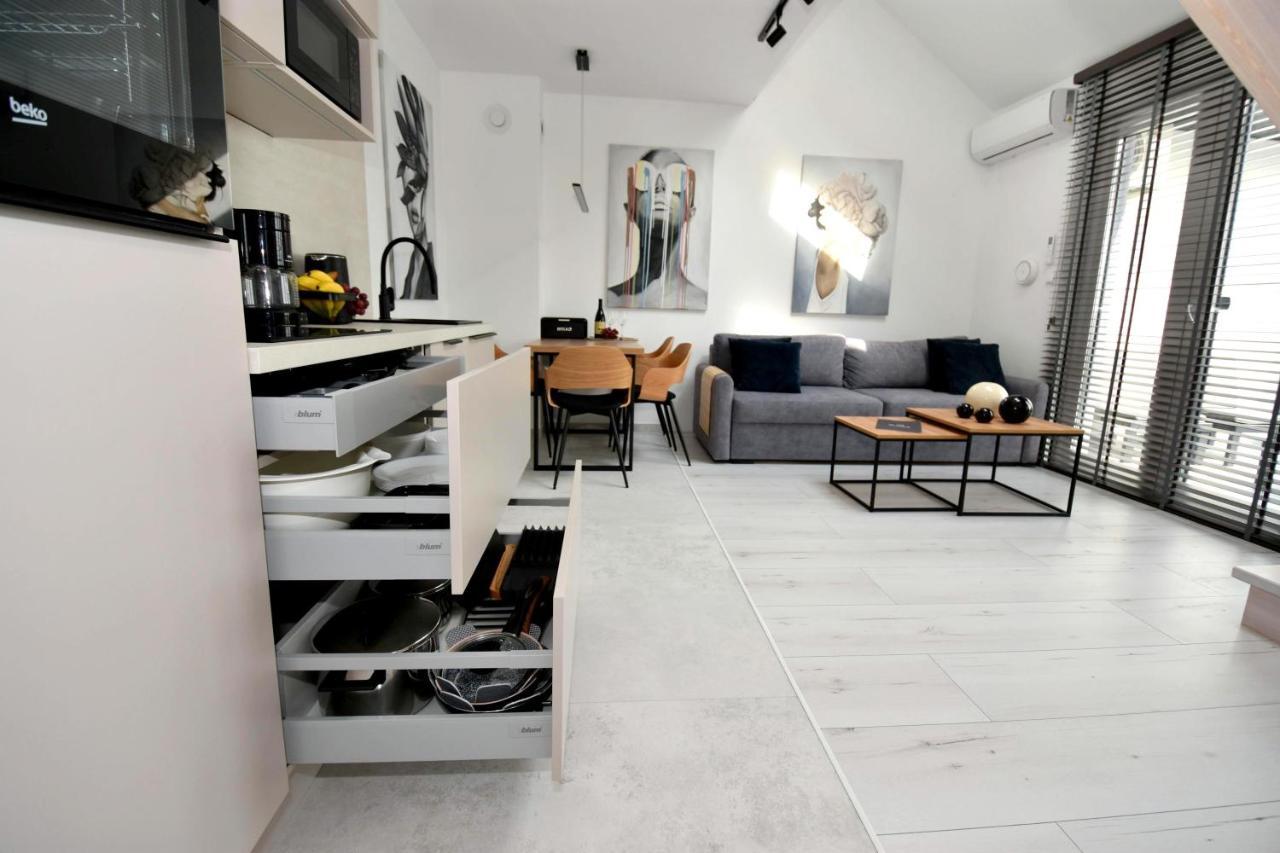 Apartamenty Blanca 莱鲍 外观 照片