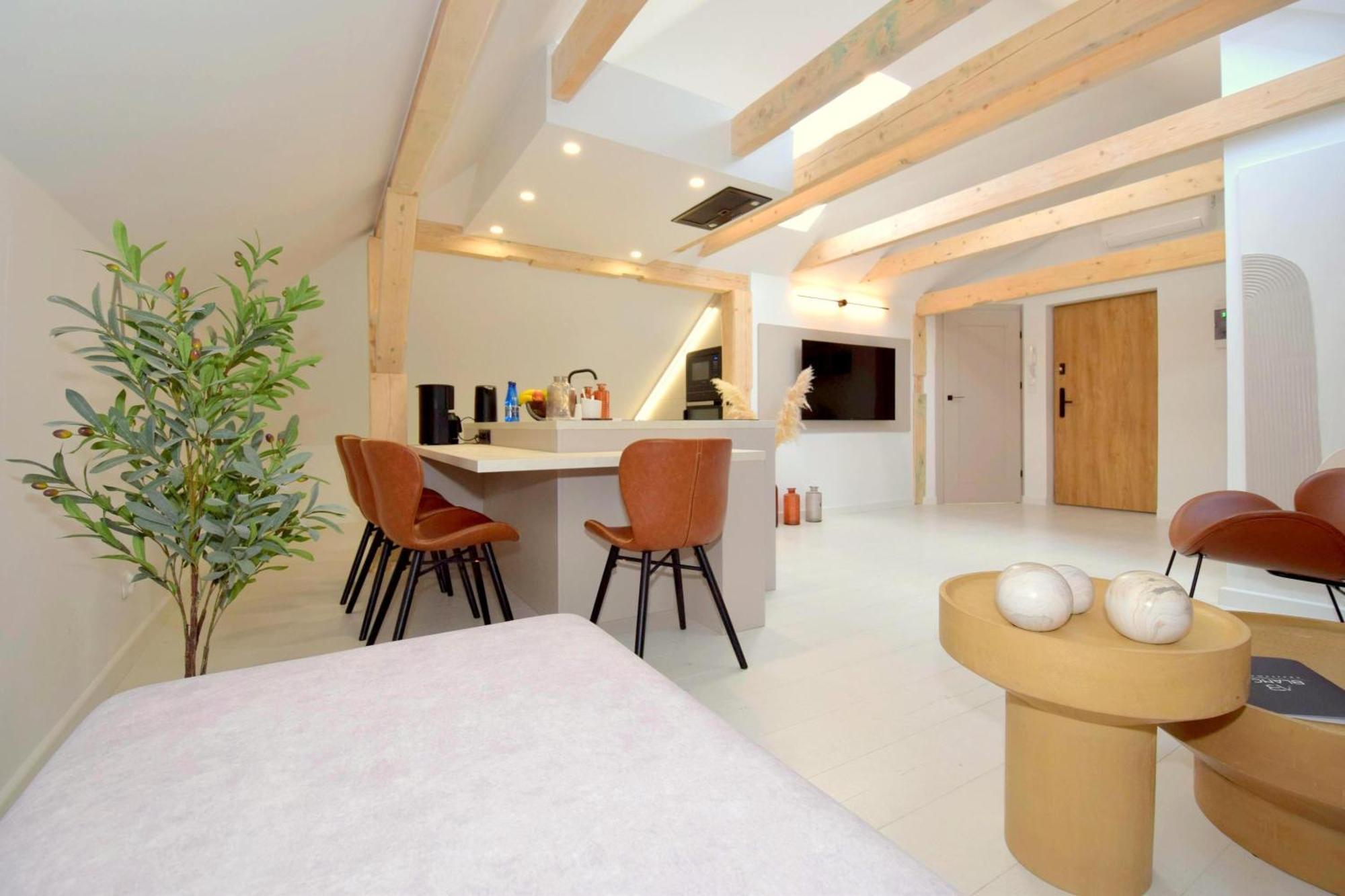 Apartamenty Blanca 莱鲍 外观 照片