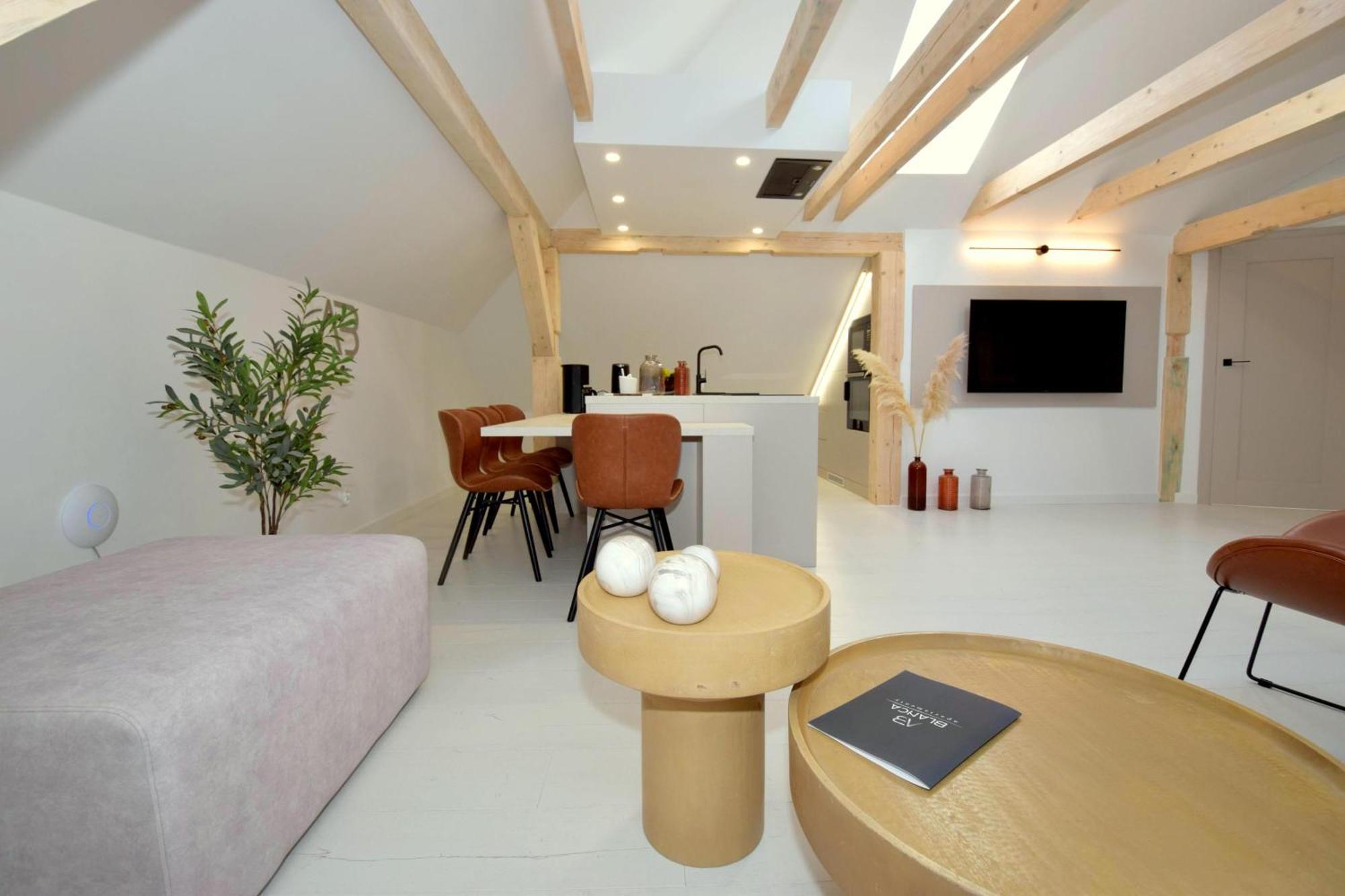 Apartamenty Blanca 莱鲍 外观 照片